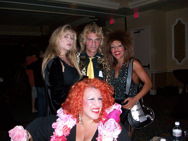 Bette_Stevie_Stevie_Tina.jpegNearly Rod Pictures