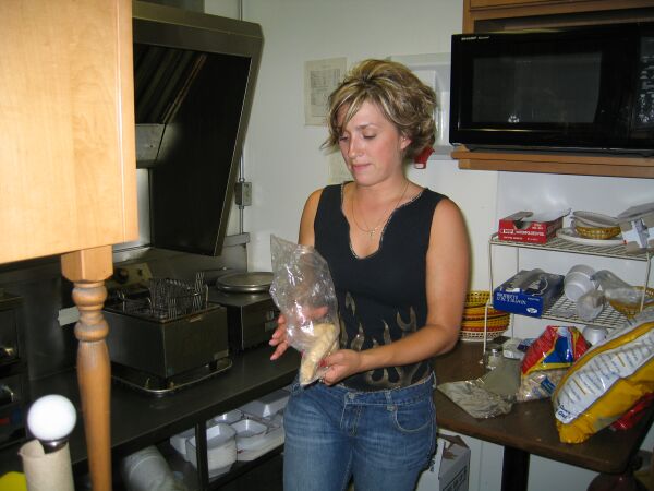 IMG_3518.jpg24 APR 2004 - Whitey''s Hotel