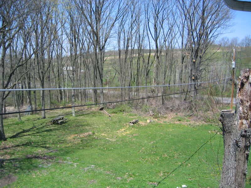 WhiteysHotel022.jpg24 APR 2004 - Whitey''s Hotel