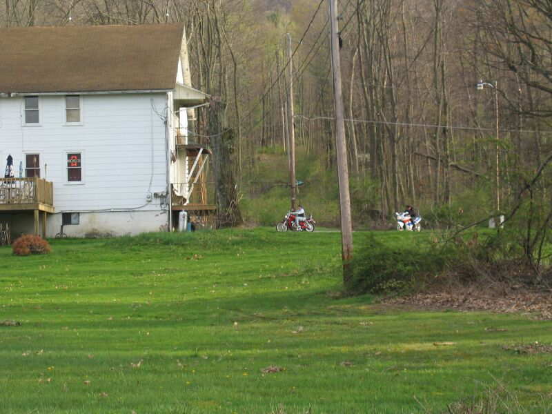 WhiteysHotel031.jpg24 APR 2004 - Whitey''s Hotel