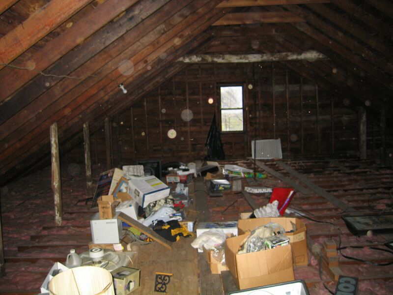 WhiteysHotel076.jpg24 APR 2004 - Whitey''s Hotel