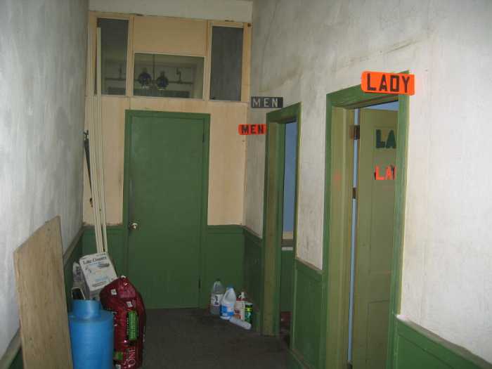 25Jul2005AugustineInn006.jpg11 Aug 2005 - Augustine Inn