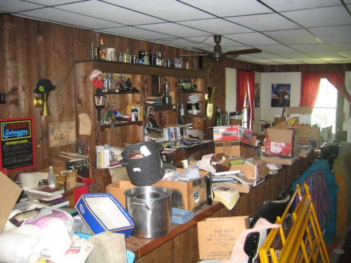 25Jul2005AugustineInn018.jpg11 Aug 2005 - Augustine Inn