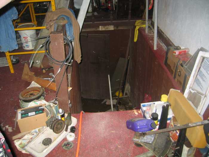 25Jul2005AugustineInn019.jpg11 Aug 2005 - Augustine Inn