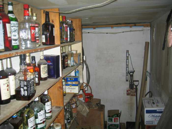 25Jul2005AugustineInn029.jpg11 Aug 2005 - Augustine Inn