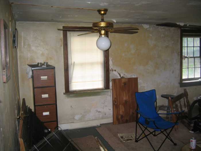 25Jul2005AugustineInn037.jpg11 Aug 2005 - Augustine Inn