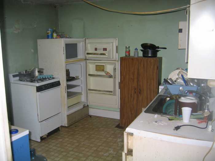 25Jul2005AugustineInn040.jpg11 Aug 2005 - Augustine Inn