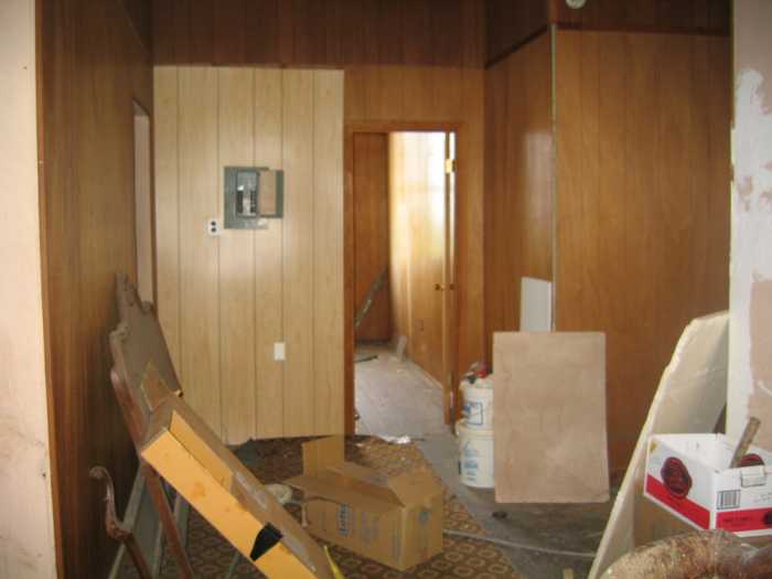 25Jul2005AugustineInn048.jpg11 Aug 2005 - Augustine Inn