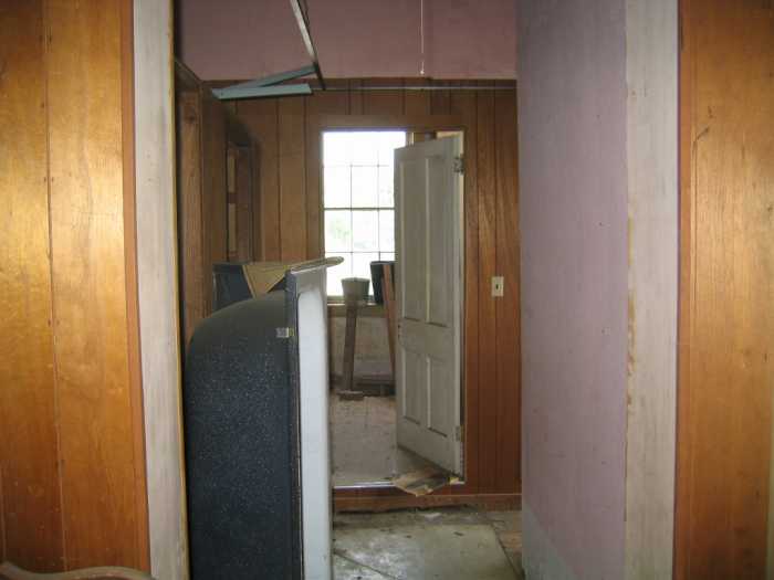 25Jul2005AugustineInn055.jpg11 Aug 2005 - Augustine Inn