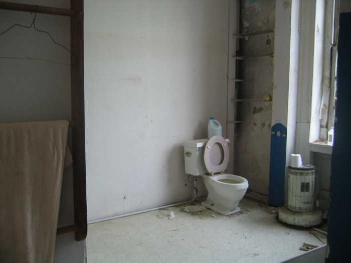 25Jul2005AugustineInn058.jpg11 Aug 2005 - Augustine Inn