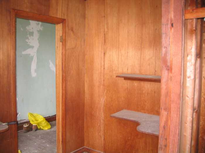 25Jul2005AugustineInn081.jpg11 Aug 2005 - Augustine Inn