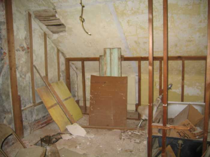 25Jul2005AugustineInn094.jpg11 Aug 2005 - Augustine Inn