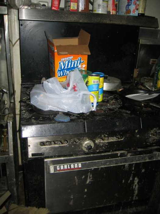 25Jul2005AugustineInn119.jpg11 Aug 2005 - Augustine Inn