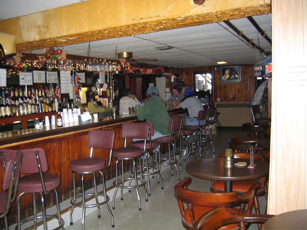 Stones11.jpgStones Lounge